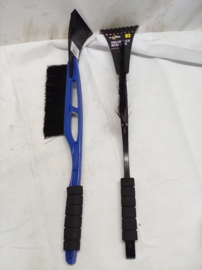 Qty 2 Deluxe Ice Scraper