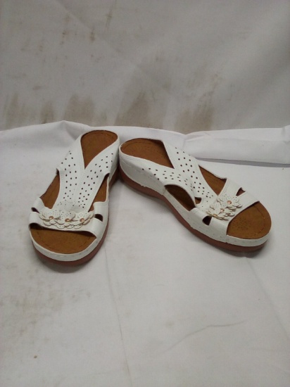 Women’s Platform Sandals Size 37
