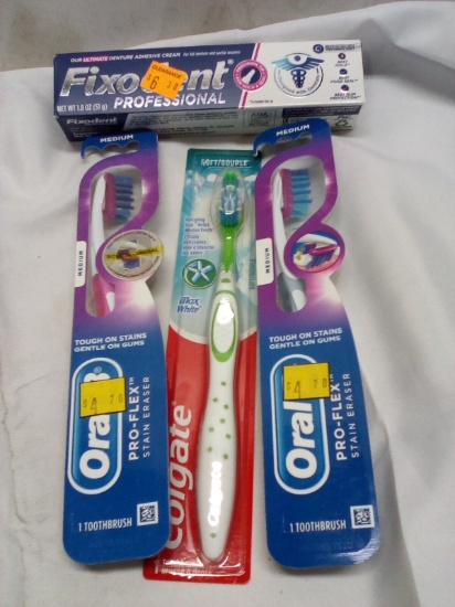 Qty 3 Toothbrush 2 Medium 1 Soft/ Fixodent Professional 1.8oz