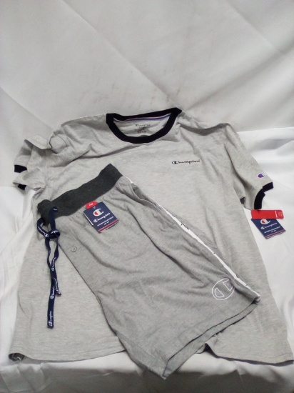 2Pc Xlarge CHAMPION Clothing Lot- Over $75 Original Retail Value