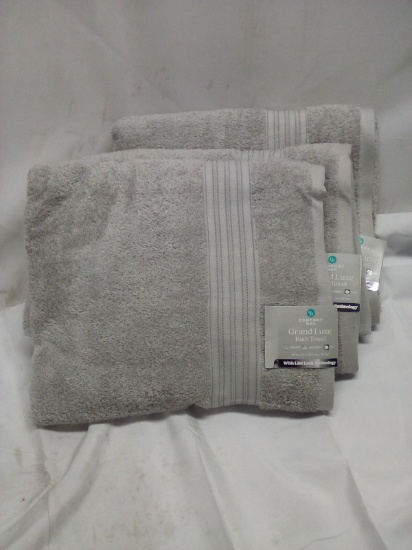 Set of 3 Light Grey Comfort Bay 30”x52” Bath Towels