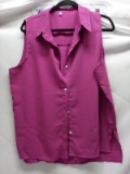 Women’s  Sleeveless Button Up Top Size Large