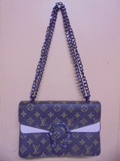 Ladies Louis Vuitton Purse
