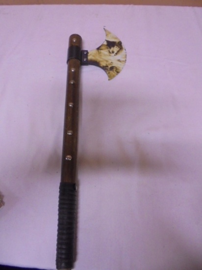Indian Tomahawk w/ Wolves on Blade