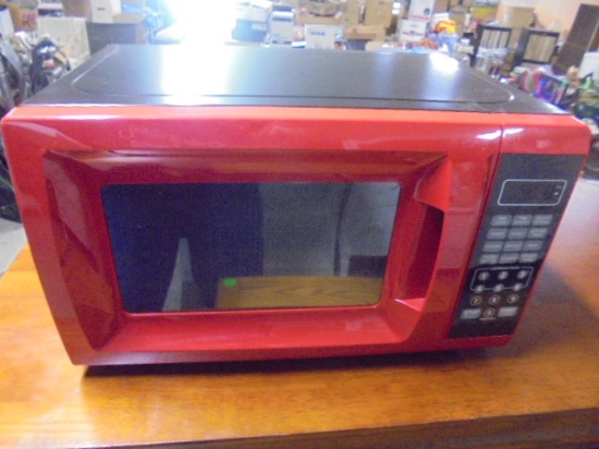 700 Watt Microwave