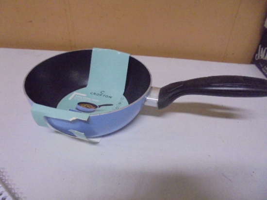 Brand New Crofton 7in Non-Stick Wok Pan