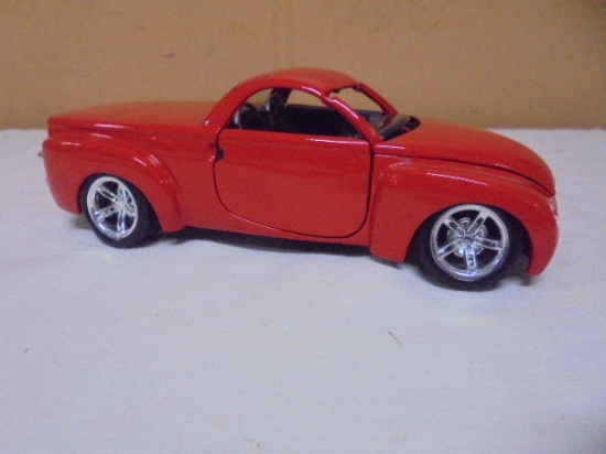 1:25 Scale Die Cast 2000 Chevy SSR Concept