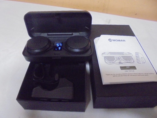 Moman Bluetooth Portable Speaker