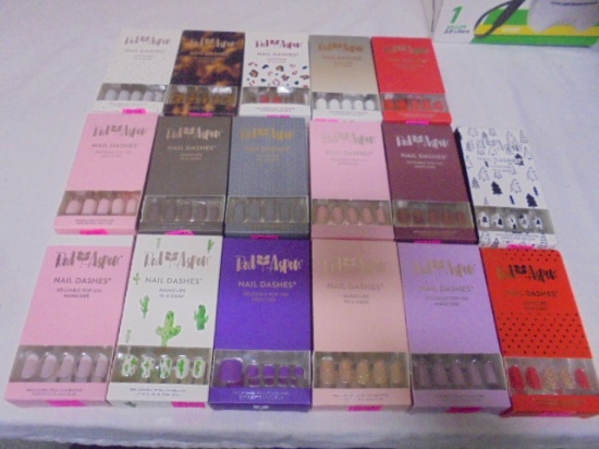 17 Brand New Packages of Red Aspen Nail Dashes