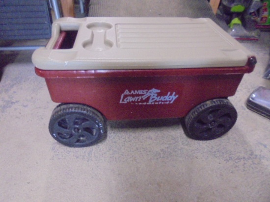 Ames Lawn Buddy Rolling Garden Seat