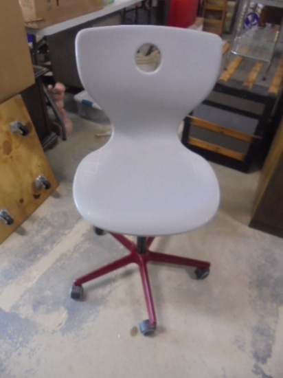 Rolling Adjustable Height Shop Stool