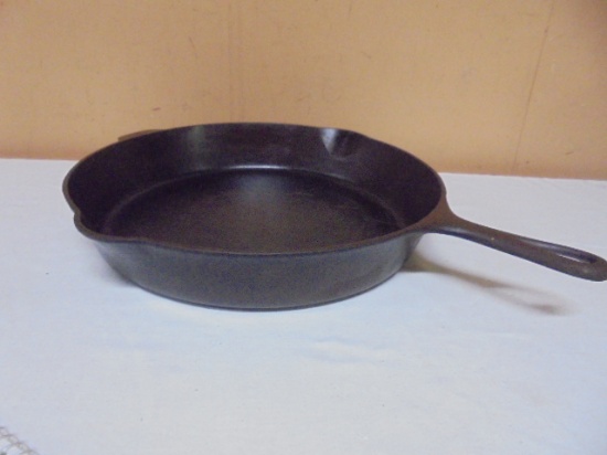 No.12 Cast Iron Griswald 13in Skillet