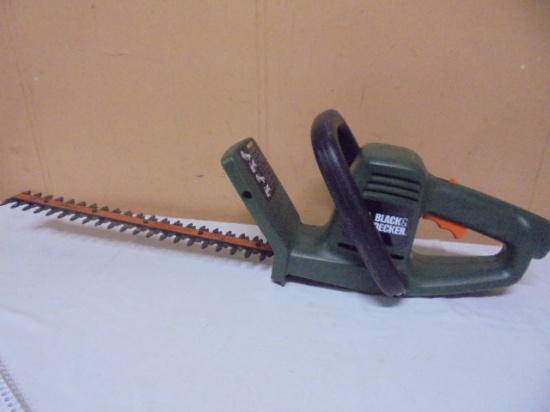 Black & Decker 16in Electric Hedge Trimmers