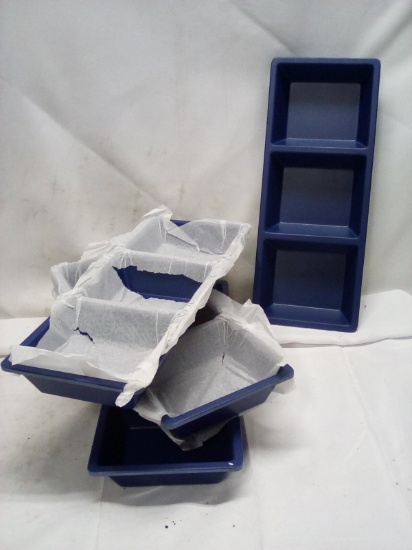 Set of 4 Blue Food Grade 3-Section Platters