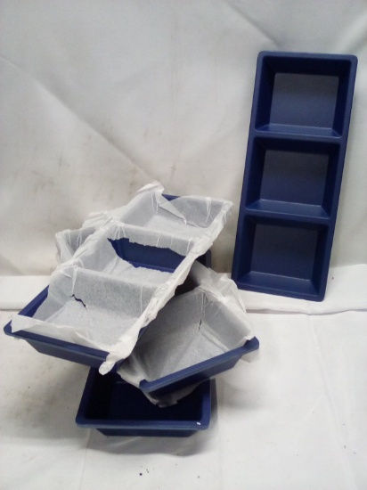 Set of 4 Blue Food Grade 3-Section Platters