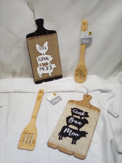 4Pc Wooden Kitchen Lot- (2) Utensils, (2) Decorative Signs