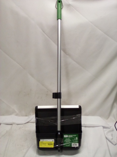 Space Saving Folding Resin Pan Weather Resistant 10.83” x 35.43”