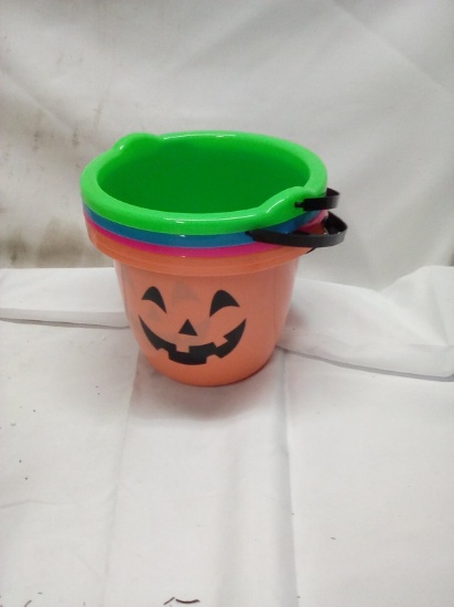 5 Halloween buckets