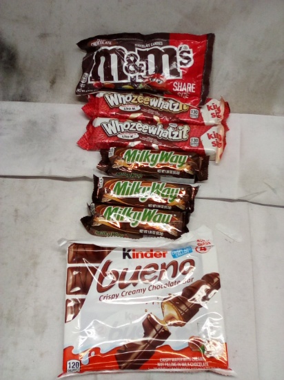 Qty 7 Chocolate Candy Lot