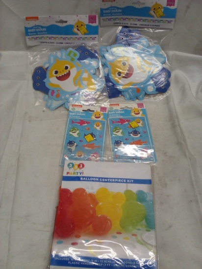 Qty 5 Baby Shark Party Lot/ Balloon Centerpiece