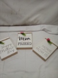 3 Mothers Day signs