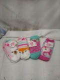 4 pairs of cozy socks size 7-3