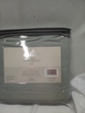 4 Piece sheet set 1 fitted 1 flat pillowcase