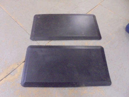 2 Matching Anti-Fatigue Mats