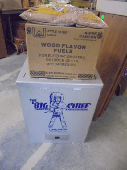The Big CHefElectric Smoke House w/ Fuel