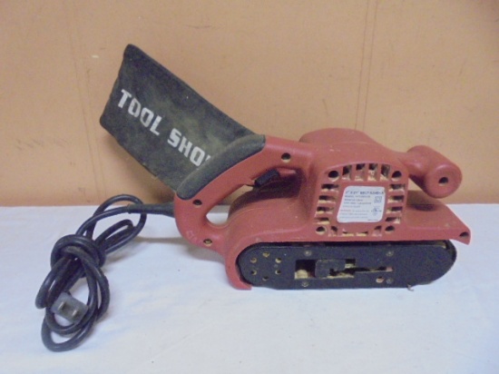 Toolshop 3inx21in Belt Sander  w/ Dust Collector