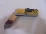 Folding Pocket Knife w/ Tractor