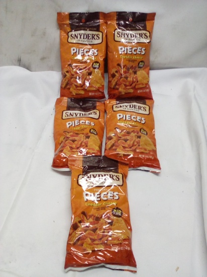 Lot of 5 Snyders 5oz Pretzel Pieces Snack Bags- Cheddar Cheese