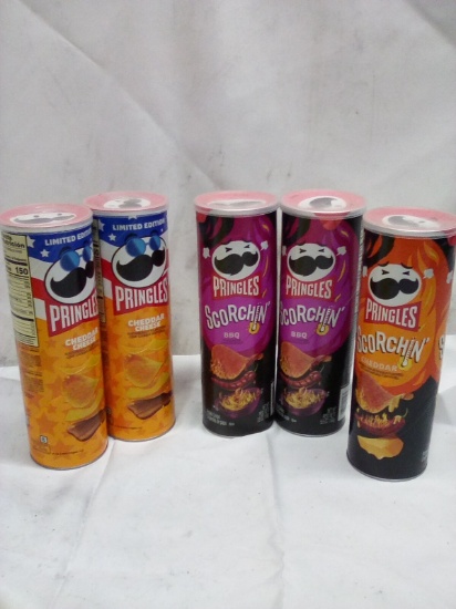 5 Assorted Flavor Pringles- (2) Scorchin BBQ, (1) Scorchin Cheddar, (2) Cheddar