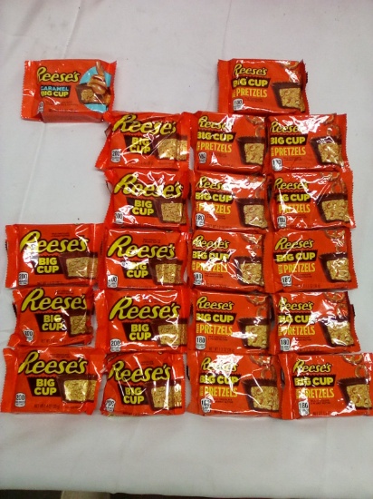Lot of 20 Reeses Single Big Cups- (11) Pretzel, (8) Original, (1) Caramel
