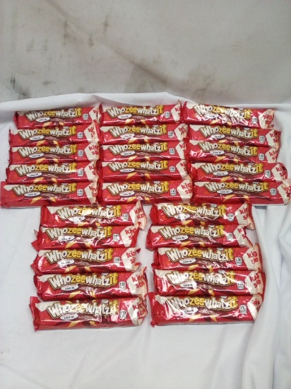Lot of 25 King Size WhoZeeWhatzIt Candy Bars