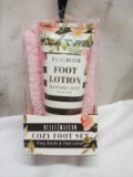 2Pc Belle|Mason Lot Foot Set- (1) Pair of Cozy Socks, (1) Lav. Mint Foot Lotion