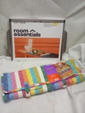 2Pc Outdoor Grilling Lot- (1) 4Pc Set of Grilling Tools w/ Case, (1) Grill Topper