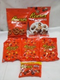 6Pc Ass. Reeses Lot- (3) Pieces, (1) Minis, (1) Dipped Pretzels, (1) Popped Mix