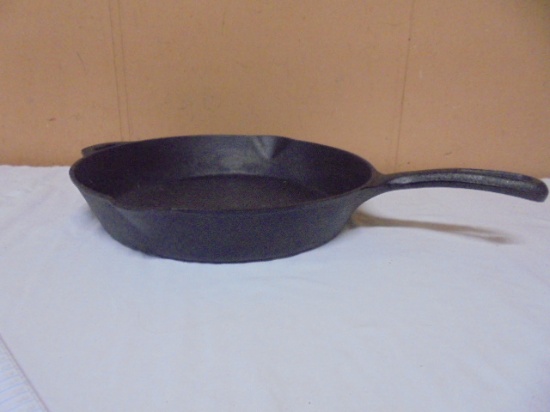 Lodge Beck's Hybrids 12in  Cast Iron Skillet