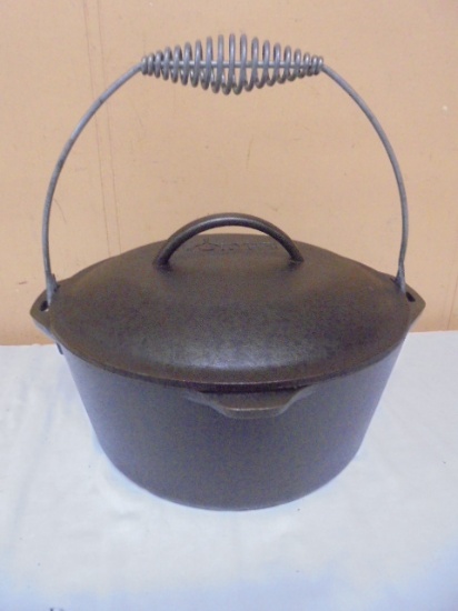 Lodge Cast Iron Dutch Oven