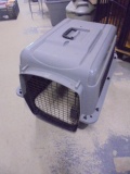 Large Pet Crate w/ Bed in Bottom