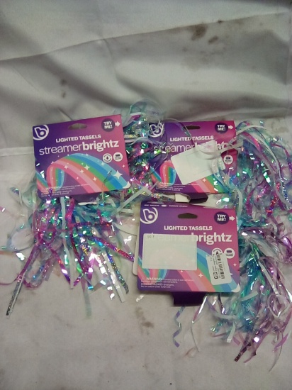 Lighted Tassels Streamer Brightz