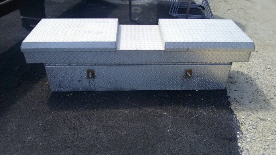 Weather Guard Diamond Plate Full Size Aluminum Tool Box