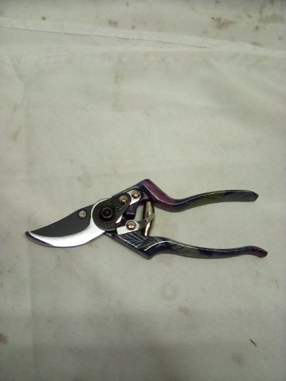 Pruners with Decorative Handles