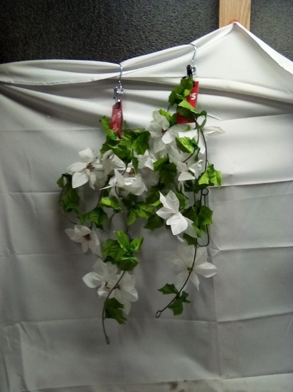 Faux 6ft Pointsetta Garland Qty 2