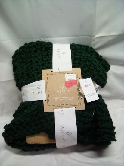 Aspen Hand Knit Throw 50” x 60” Color Dark Green