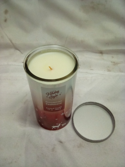 Holiday Style Scented Candle 17oz Cinnamon Cashmere