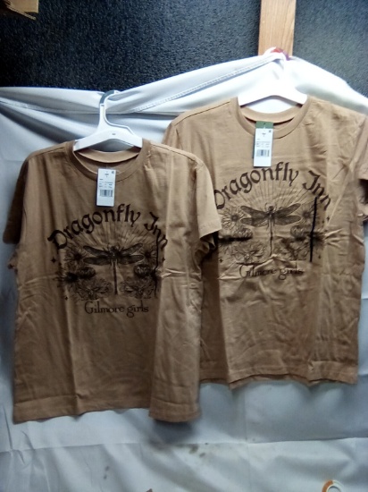 Dragonfly Inn Gilmore Girls T Shirts Qty 2 Size L