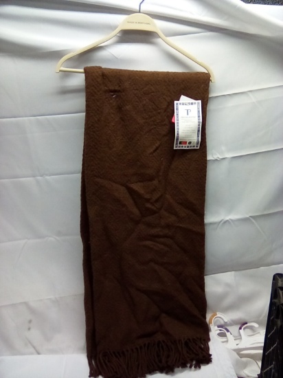 Texteis Penedo Throw Blaket 50” x 70”