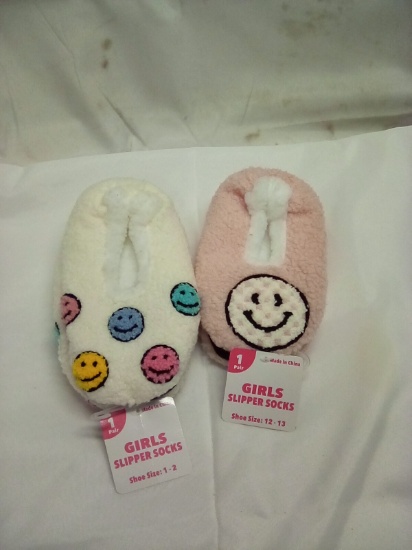 Girls Slipper Socks Sizes 1-2 & 12-13 Qty 2 Pair